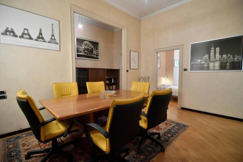 Ampio Appartamento Milano Centro Crocetta Luaran gambar